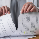 Procedura niszczenia dokumentów – jak powinna wyglądać? Krok po kroku